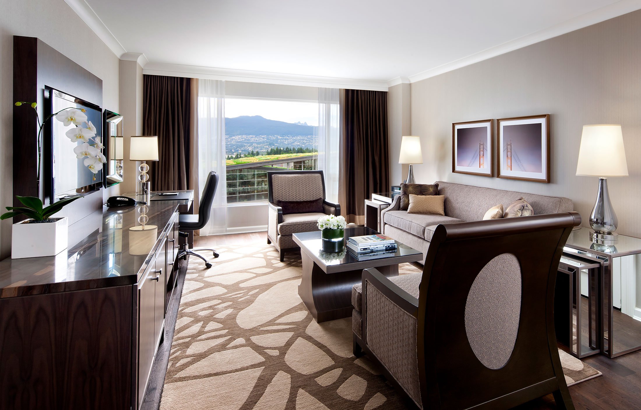 Fairmont-Gold-Suite