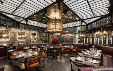 Mott 32