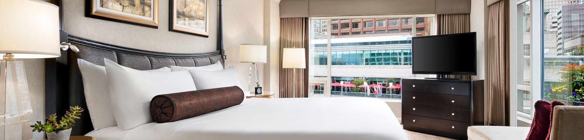 Sea-To-Sky-Suite-Bedroom