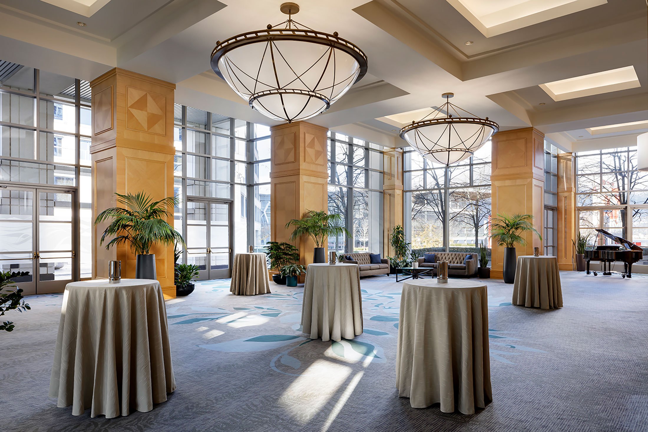 Ballroom-Foyer