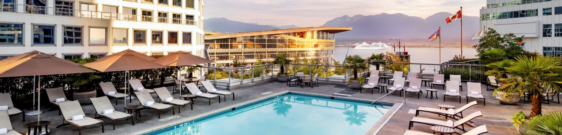 Fairmont Waterfront Rooftop Pool